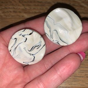 Vintage Oversized White Marble Stud Earrings Lightweight Retro Neutral Jewelry